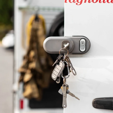 Locking Keyrings - Van Lock Company